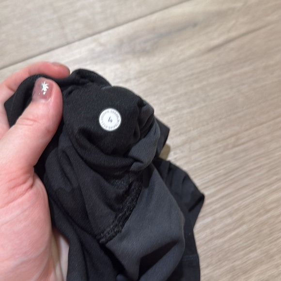 Lululemon Align Super High Rise Short 10” Size 4 - Picture 5 of 5